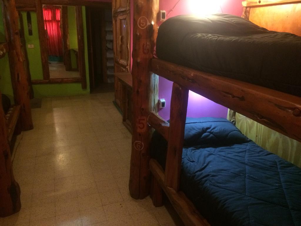 Wood House Hostel San Carlos de Bariloche Phòng bức ảnh