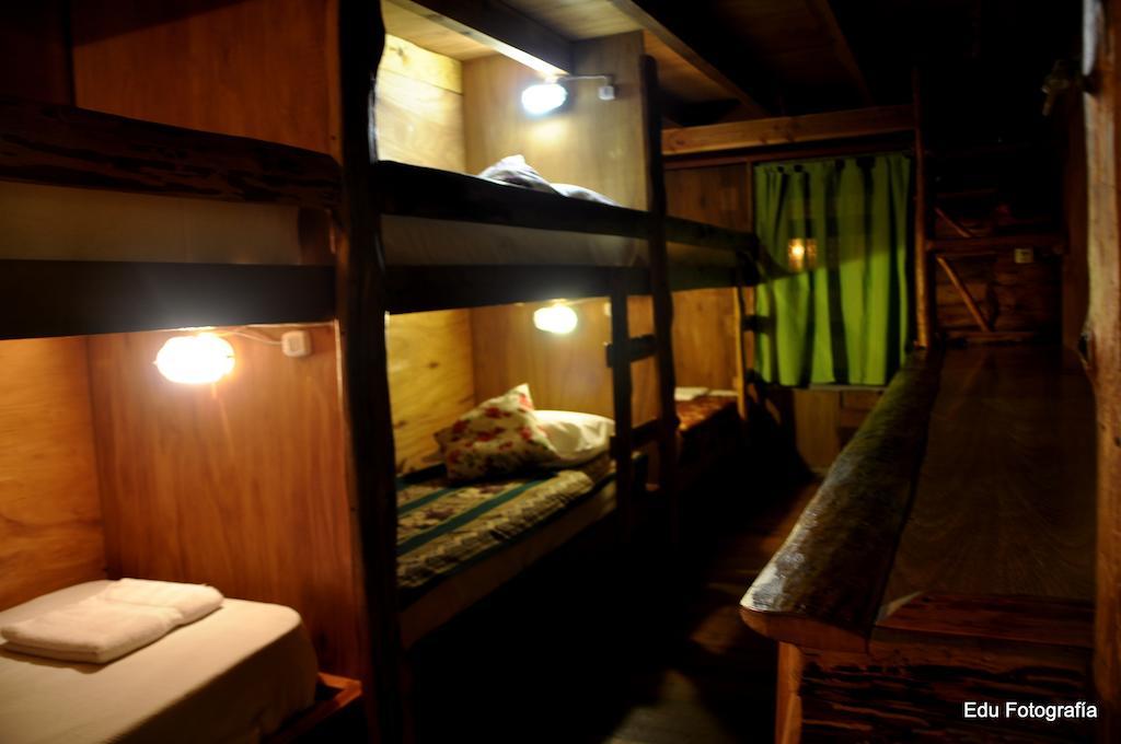 Wood House Hostel San Carlos de Bariloche Phòng bức ảnh
